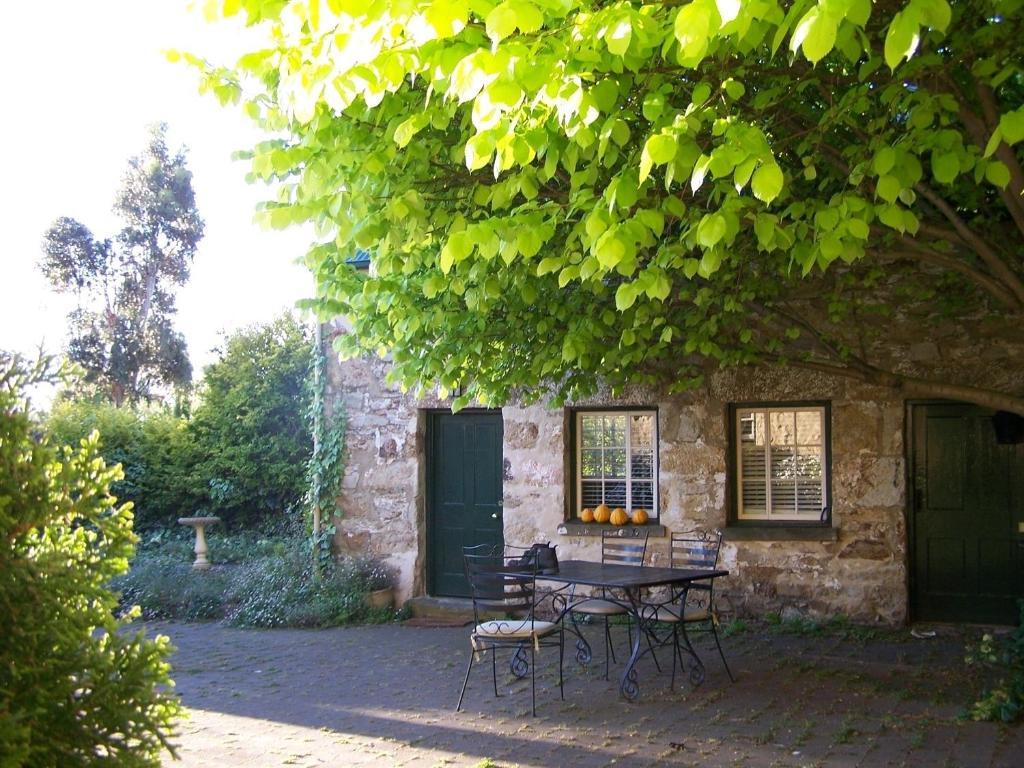 Cleburne Homestead Risdon Rom bilde